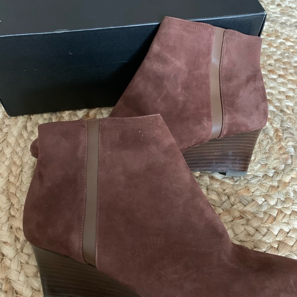 Authentic Coach suede Booties - Picture 3 of 4